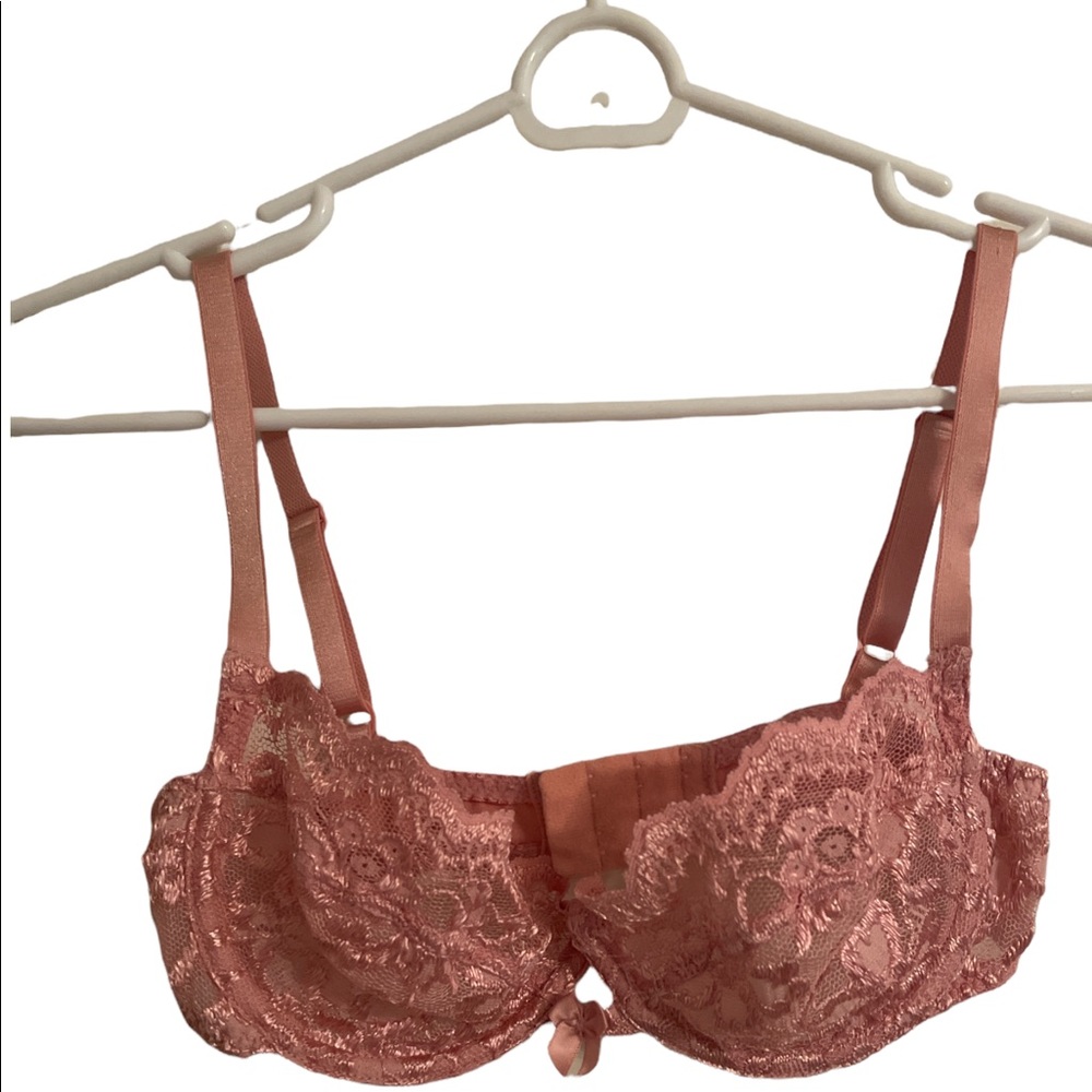 SOLD Vintage Gold Label VS blush bra 34C